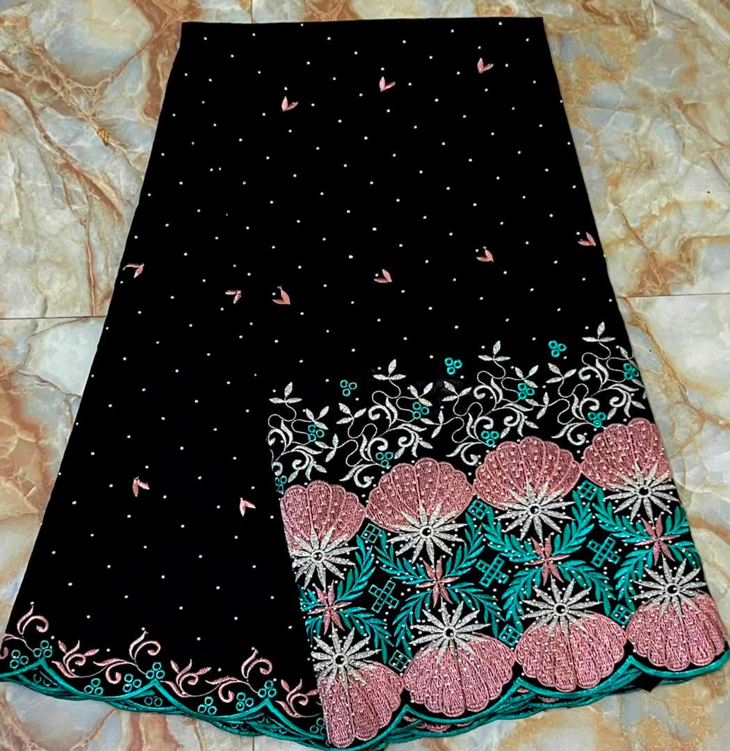 Lafaya lace